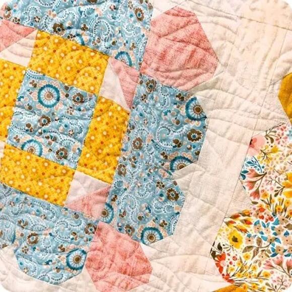 Center Piece Quilt Kit by Basic Grey for Moda Fabrics feat Sunday Brunch - Picture 11 of 11